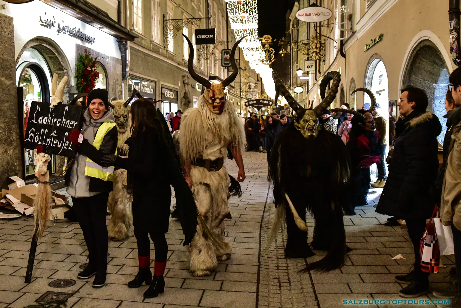 Salzburg toptours krampus runs getreidegasse | Salzburg Top Tours by Eugene