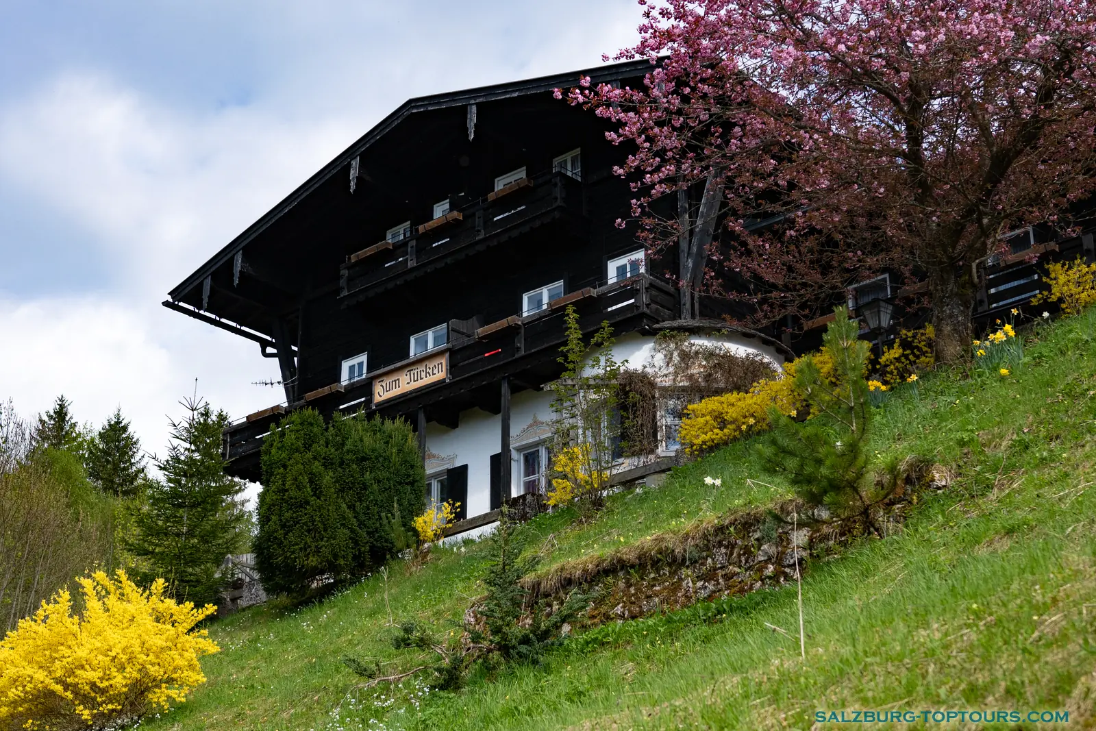 Salzburg toptours eagle's nest private tour hitler's mountain hotel eugene | Salzburg Top Tours by Eugene
