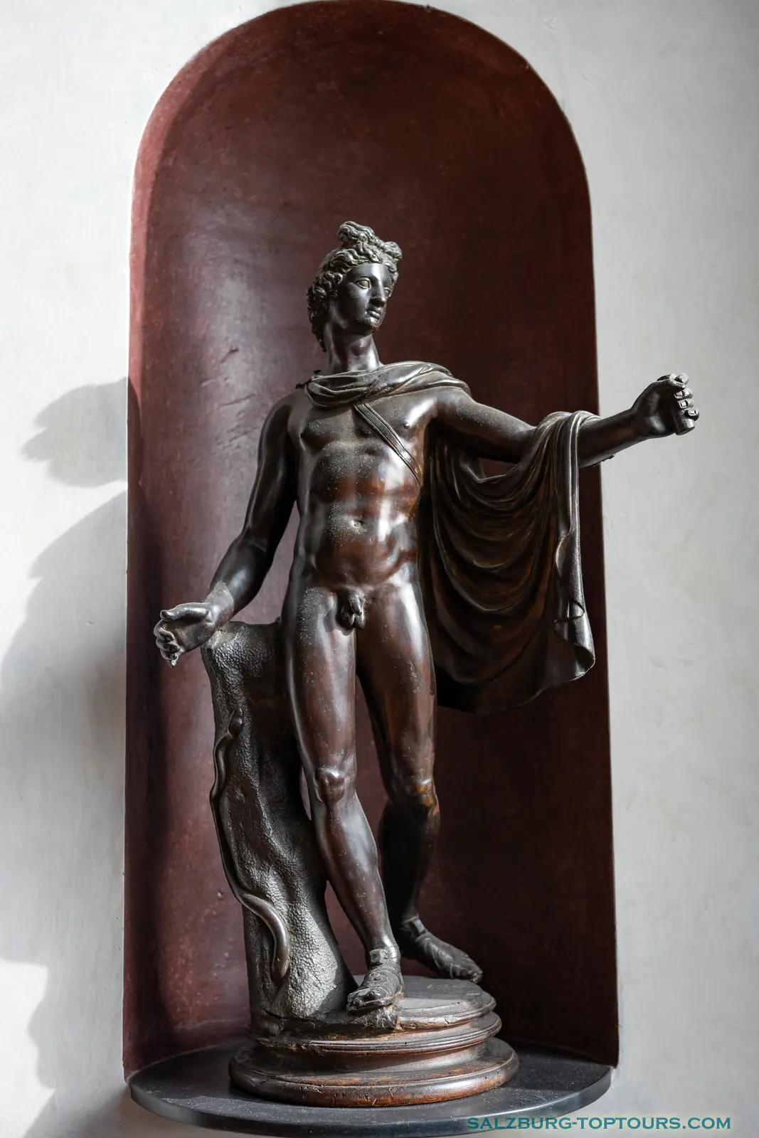 Salzburg toptours blog florence pitti apollo statue | Salzburg Top Tours by Eugene