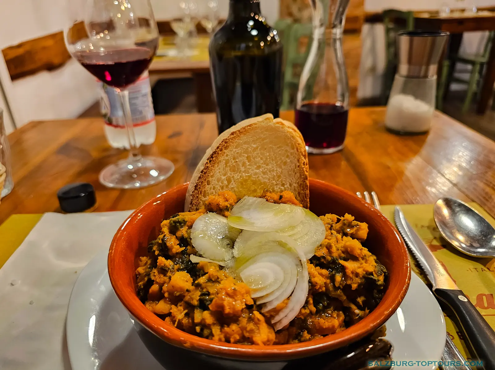 Salzburg toptours toscana cusine ribollita zuppa with chianti | Salzburg Top Tours by Eugene
