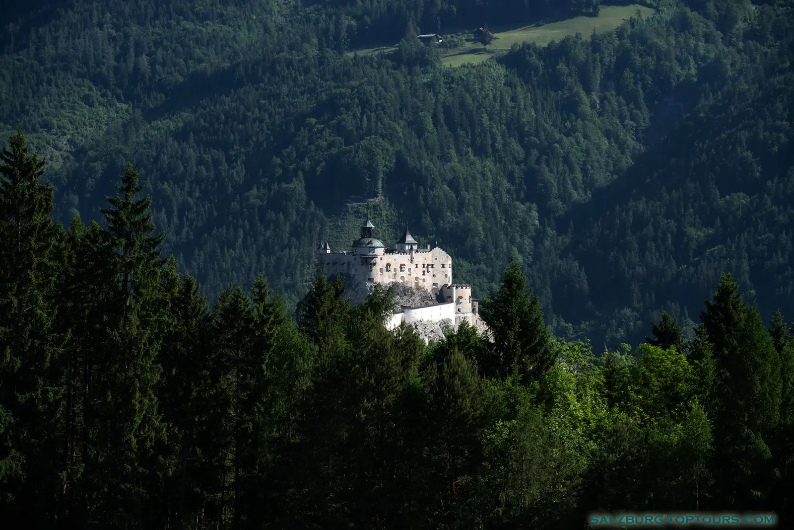 Salzburg toptours hohenwerfen castle where eagles dare | Salzburg Top Tours by Eugene