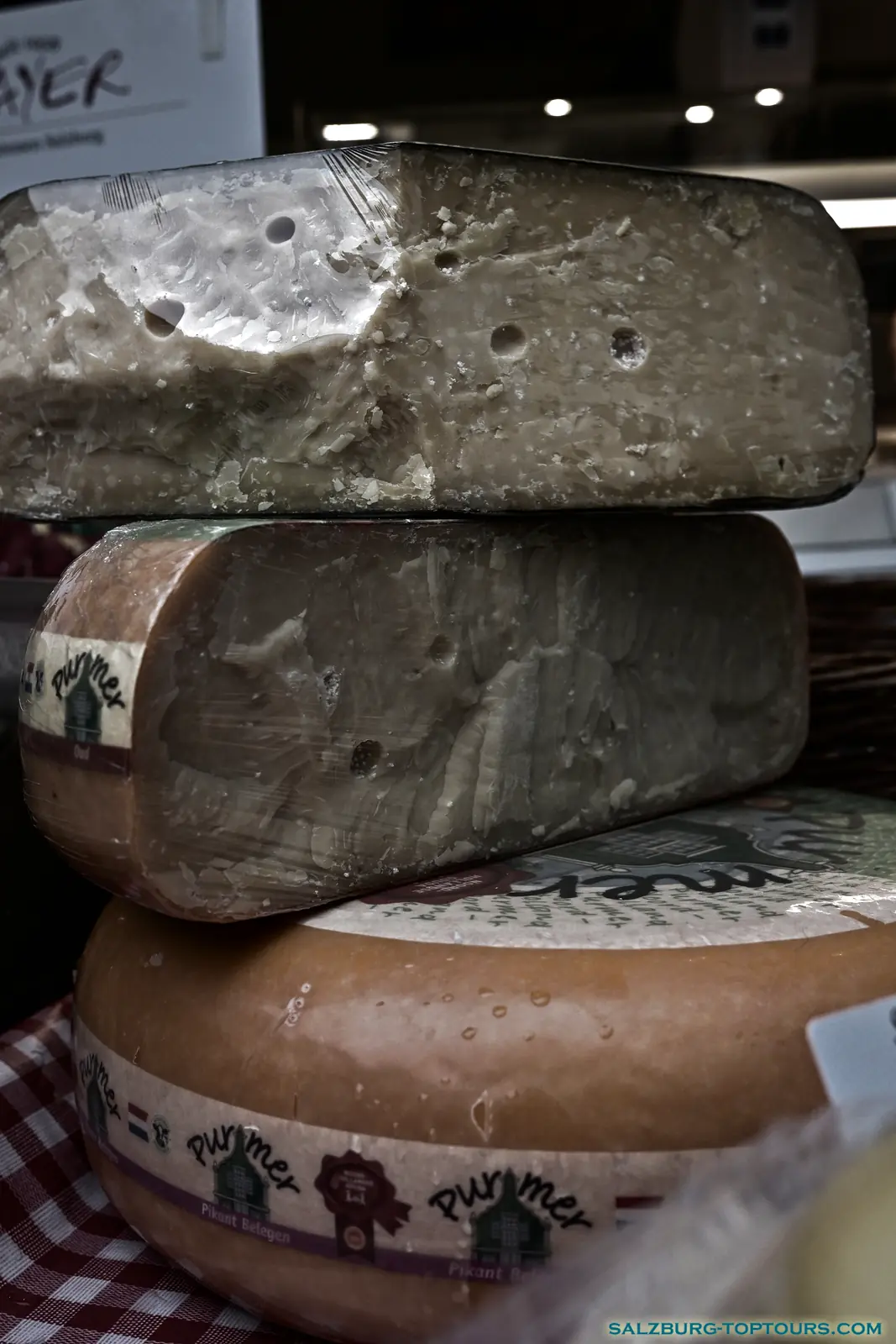 Salzburg toptours street photography cheese | Salzburg Top Tours by Eugene