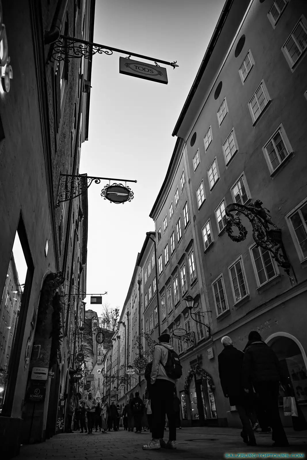 Salzburg toptours street photography old town getreidegasse | Salzburg Top Tours by Eugene